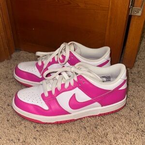 Big Kids Nike Dunk Low White/Pink/Laser Fuchsia